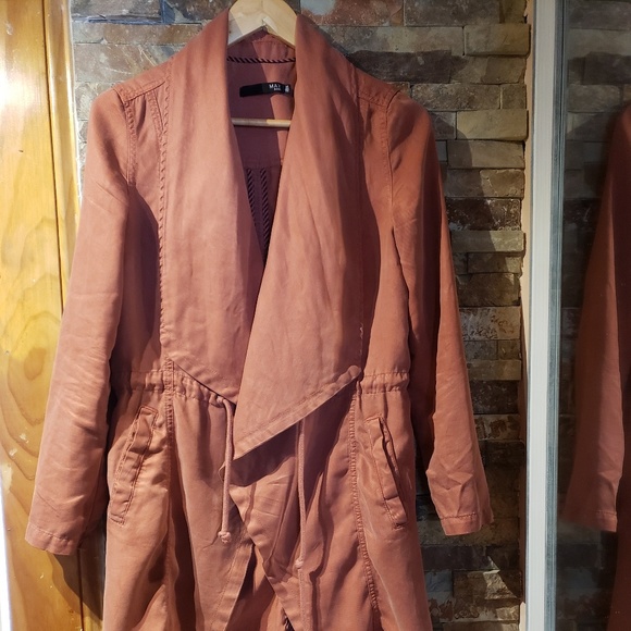 Spring Jacket - Picture 3 of 3